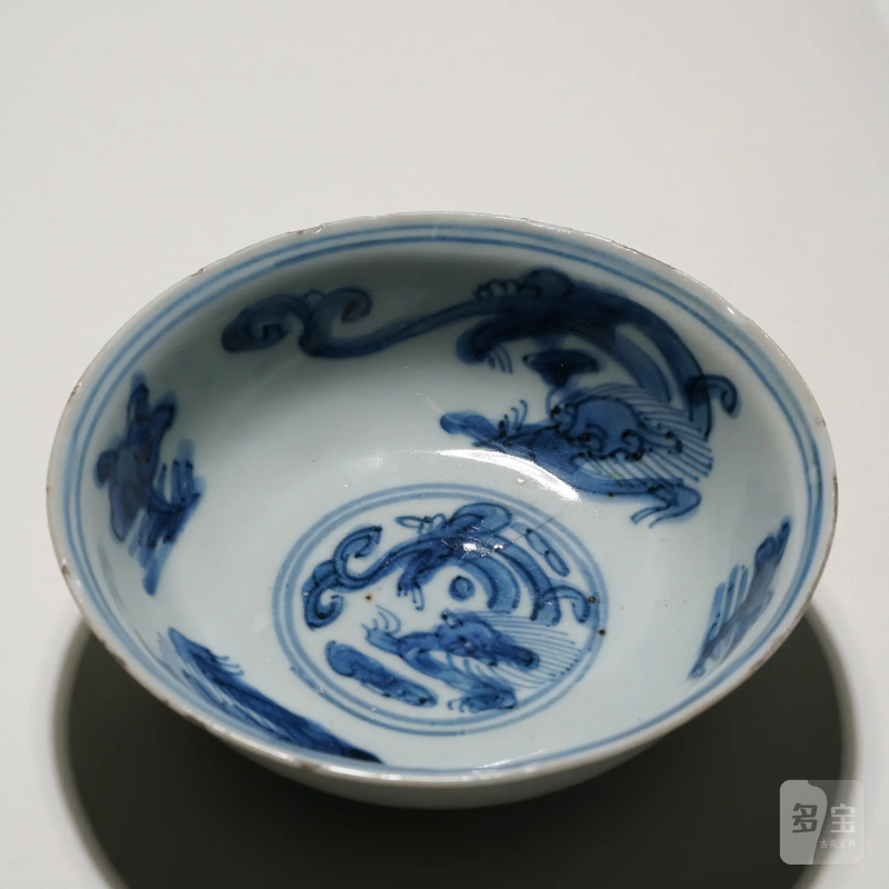 明万历 景德镇古渡青花螭龙图浅碗 - 图4